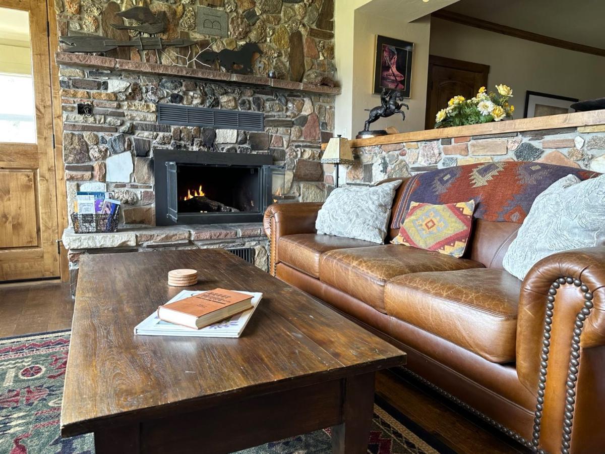فيلا Private Retreat On Working Horse And Cattle Ranch ساليدا المظهر الخارجي الصورة