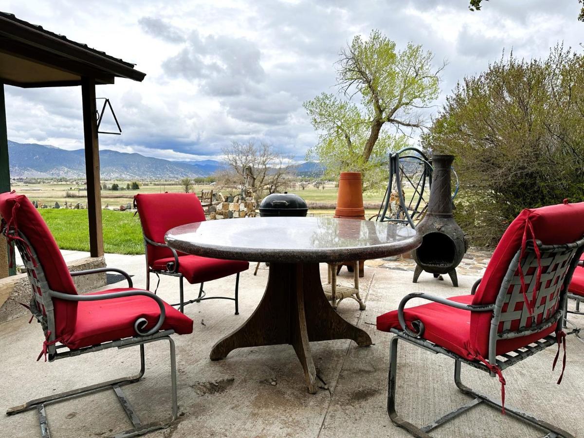 فيلا Private Retreat On Working Horse And Cattle Ranch ساليدا المظهر الخارجي الصورة