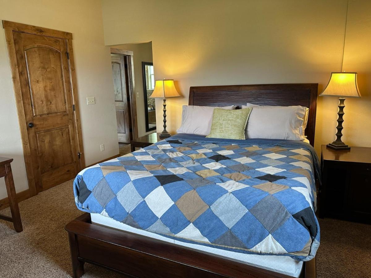 فيلا Private Retreat On Working Horse And Cattle Ranch ساليدا المظهر الخارجي الصورة
