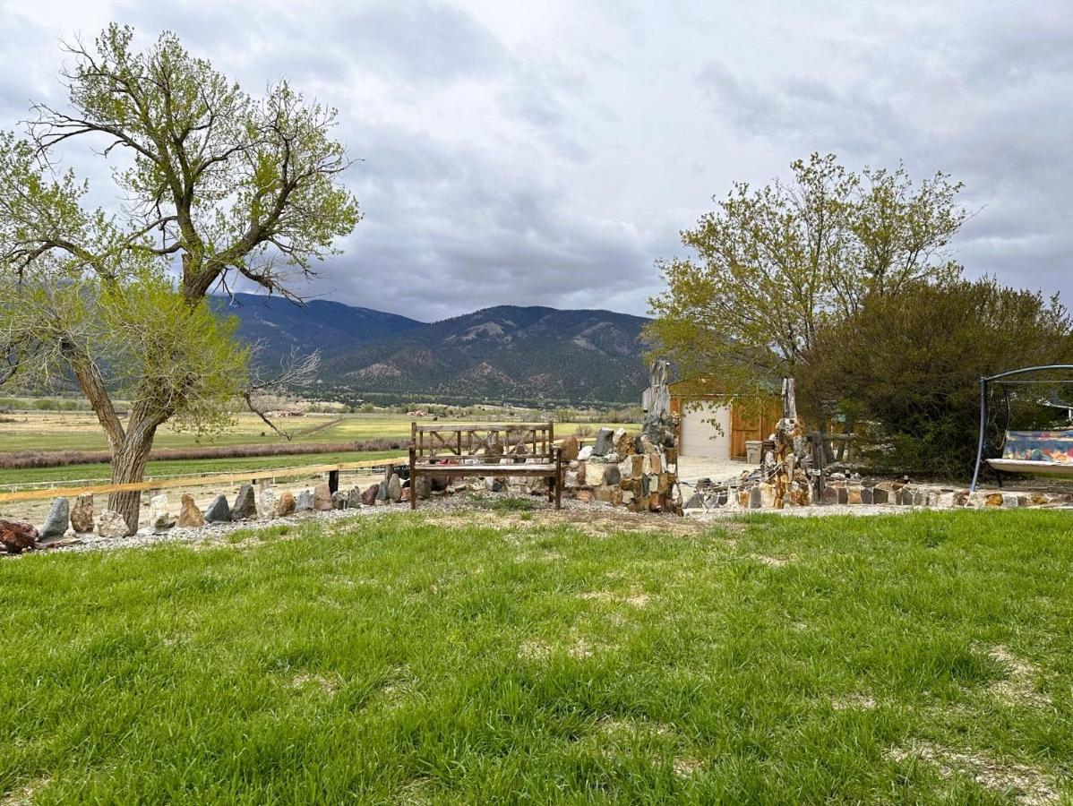 فيلا Private Retreat On Working Horse And Cattle Ranch ساليدا المظهر الخارجي الصورة
